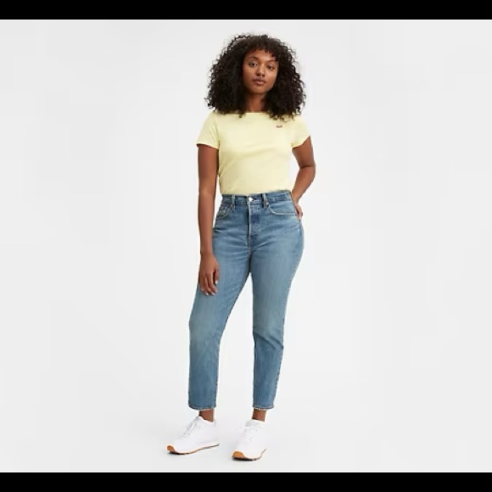 NWT Levi’s Wedgie